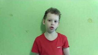 Борисов Кирилл 3 класс исполняет песню на английском языке