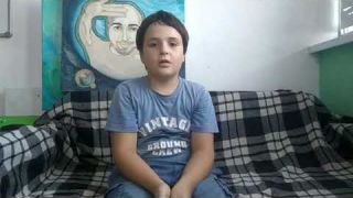 Керя читает стих